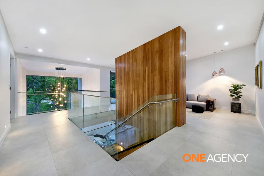 29  Old Ferry Road, Illawong, Illawong - Thumbnail 2