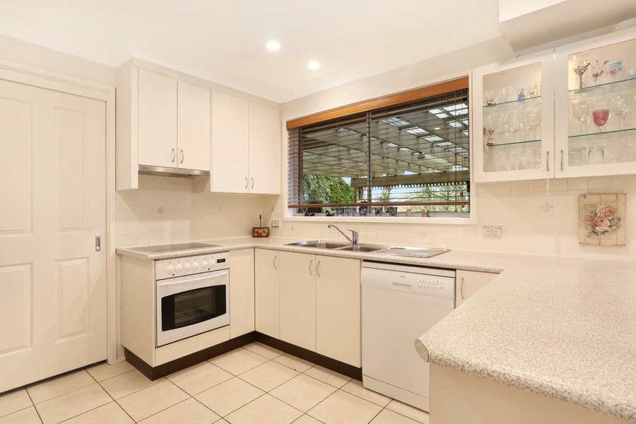 12 Sheoak Place, Alfords Point, Alfords Point - Thumbnail 3