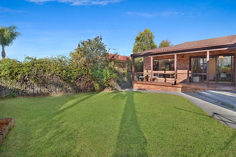 9 Osprey Drive, Illawong, Illawong - Thumbnail 7