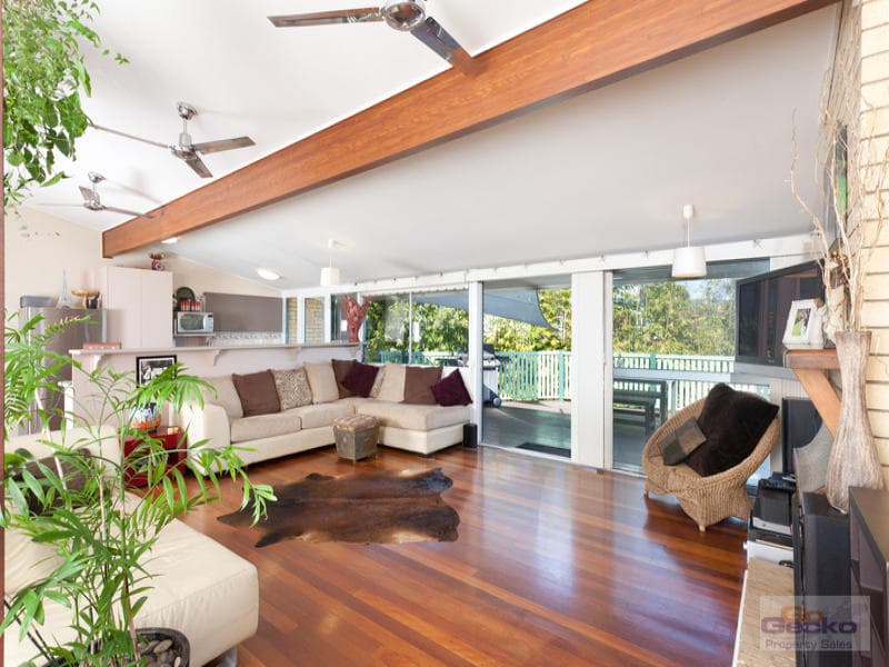 7 Lily Street, Everton Hills, Kingsford - Image 1