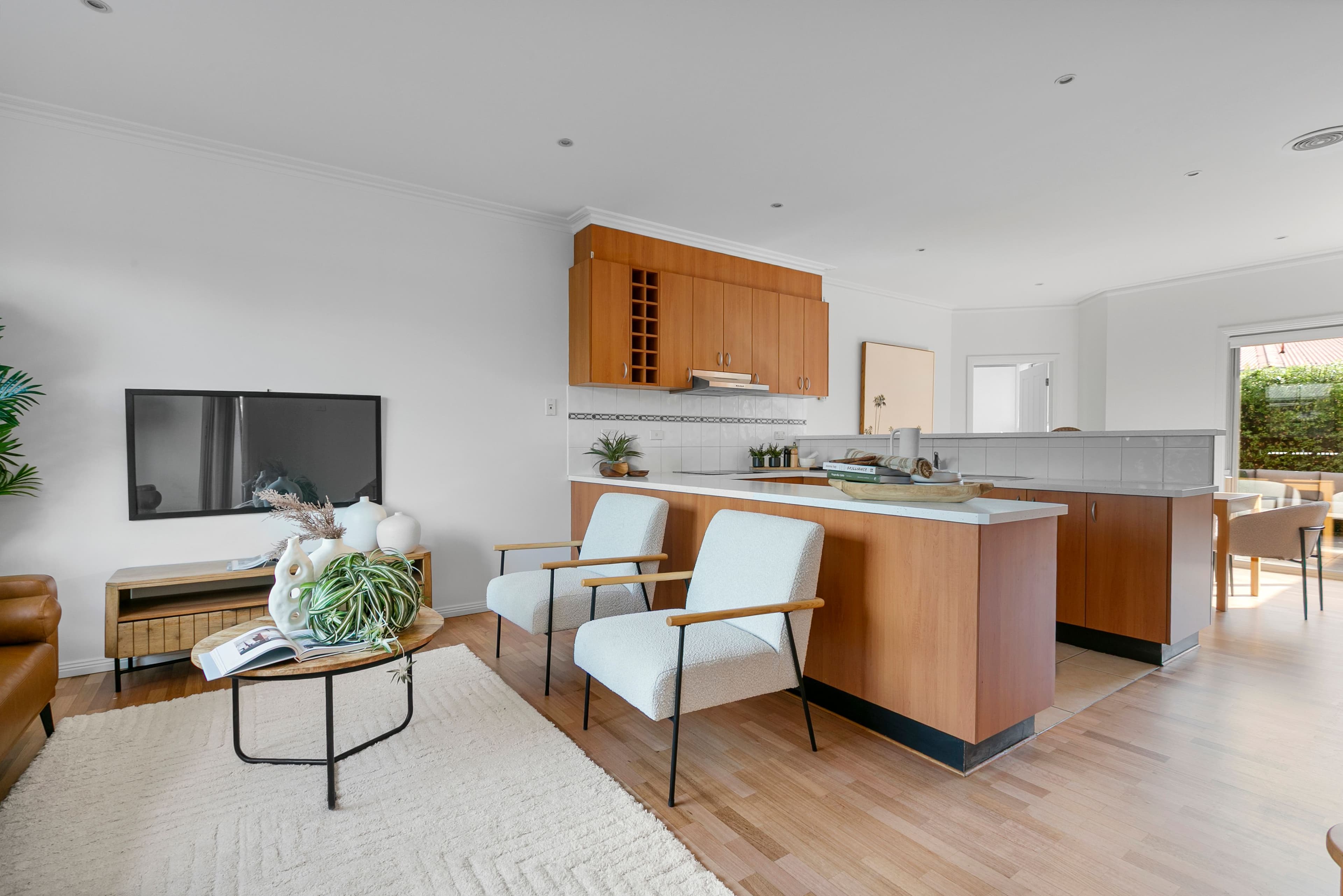 2/3 Mack Street, Reservoir VIC 3073, Reservoir - Thumbnail 2