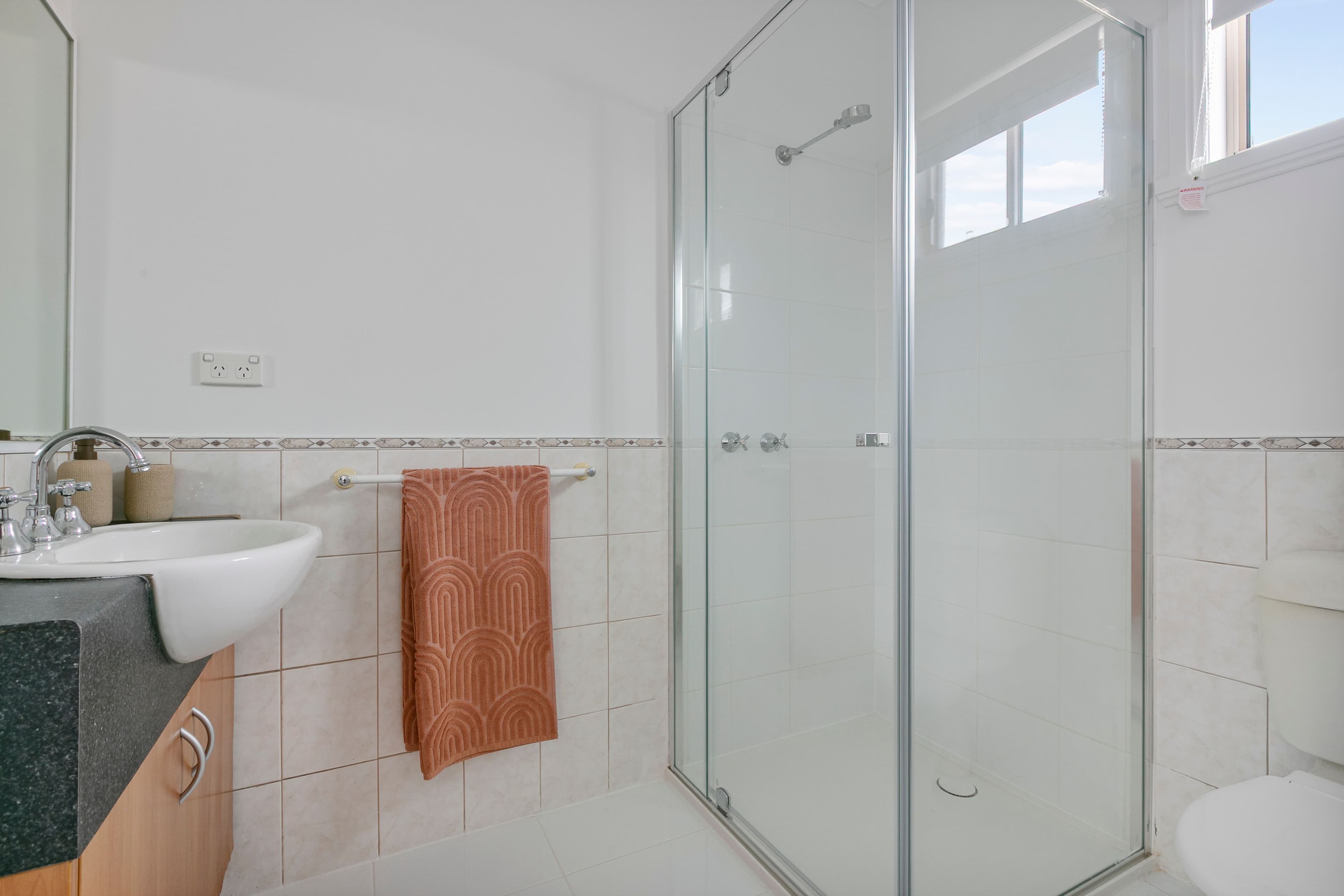 2/3 Mack Street, Reservoir VIC 3073, Reservoir - Thumbnail 8