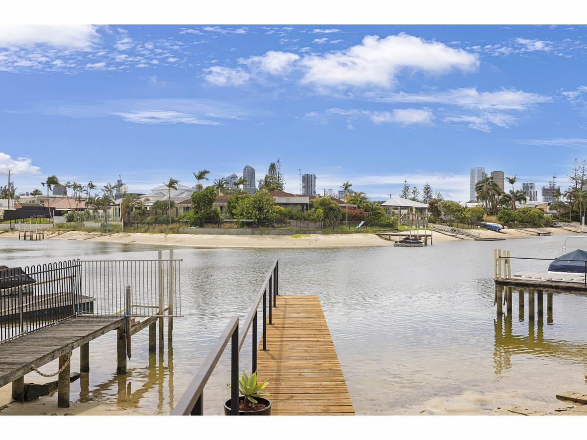 1A Grant Place, Broadbeach Waters QLD 4218, Broadbeach Waters - Thumbnail 3