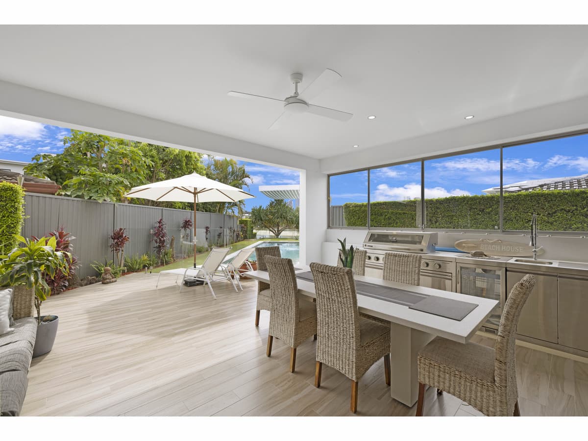 1A Grant Place, Broadbeach Waters QLD 4218, Broadbeach Waters - Thumbnail 8