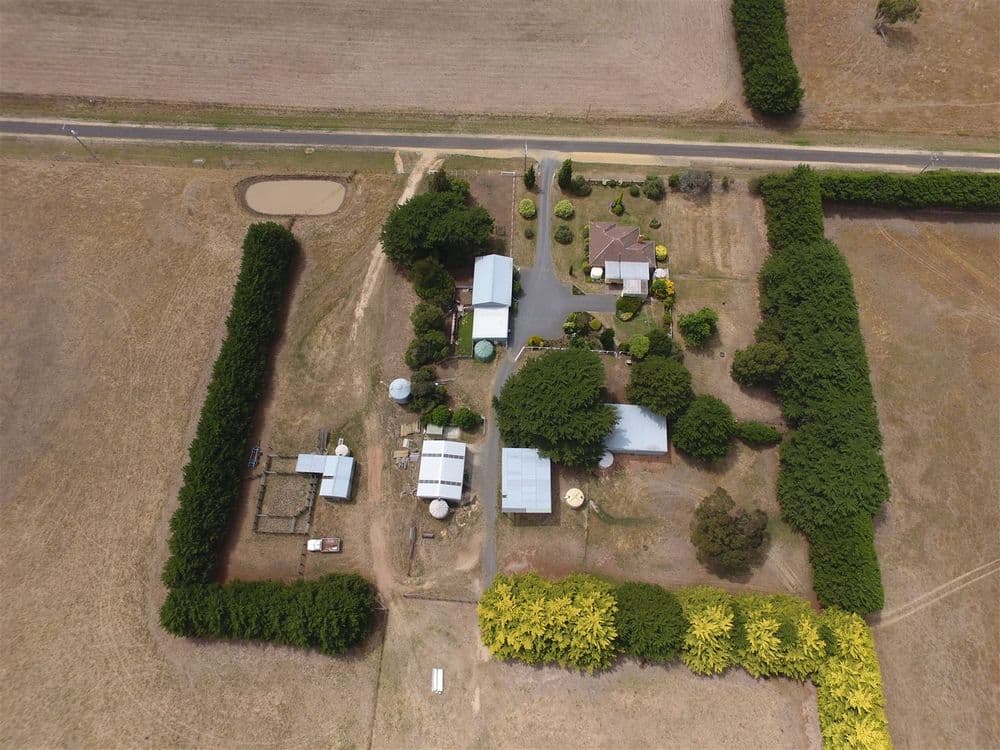 189 Myrniong-Korobeit Road, Myrniong, VIC 3341, Myrniong - Thumbnail 3