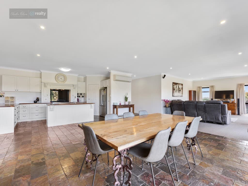 73 Korumburra-Bena Road, Korumburra, VIC, 3950, Korumburra - Thumbnail 6