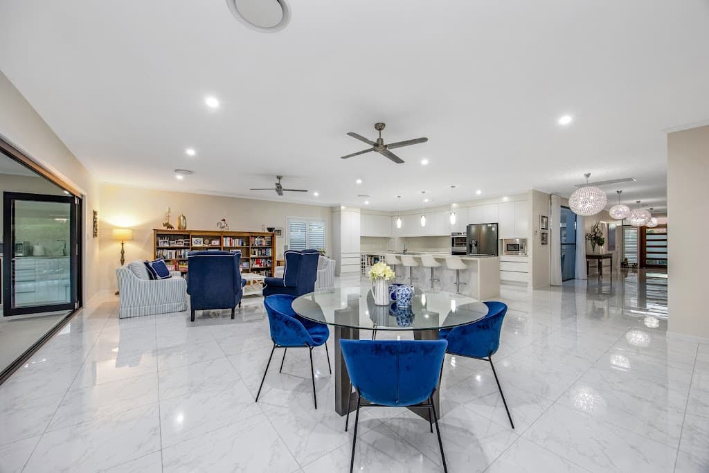 2305 Vardon Lane, Sanctuary Cove, QLD, 4212, Hope Island - Thumbnail 4
