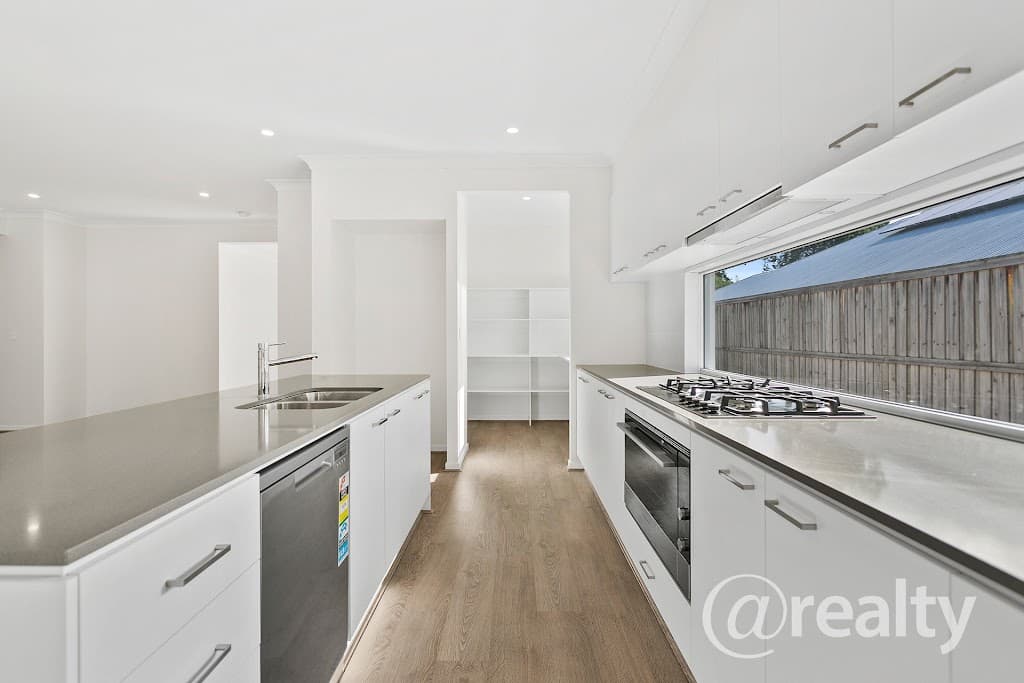 64 Taunton Circuit, Upper Kedron, QLD, 4055, Upper Kedron - Thumbnail 4