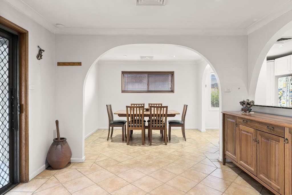 2 Menin Place, Milperra, NSW, 2214, Milperra - Thumbnail 4
