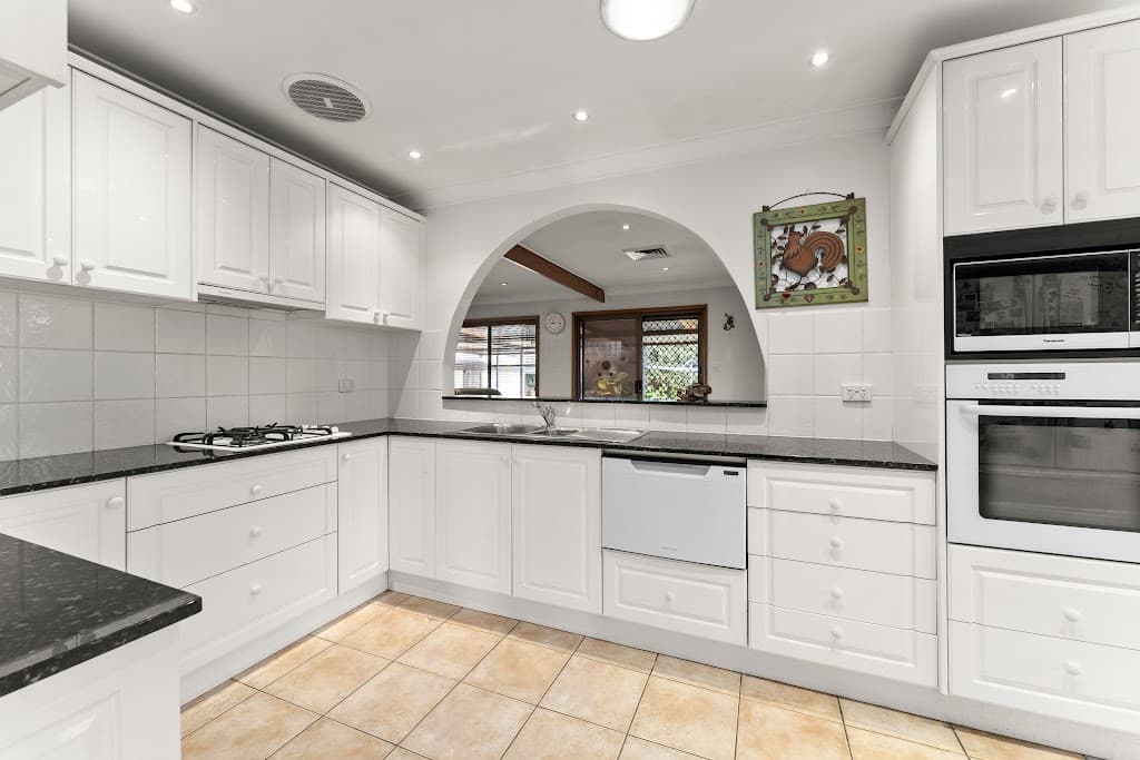 2 Menin Place, Milperra, NSW, 2214, Milperra - Thumbnail 5
