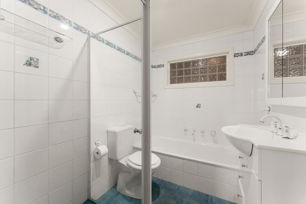 2 Menin Place, Milperra, NSW, 2214, Milperra - Thumbnail 8