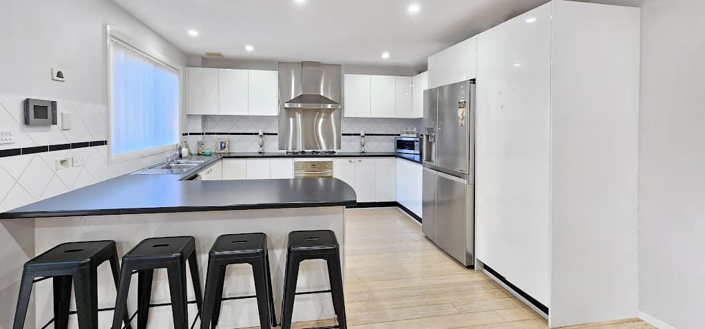 1 Rocco Place, Green Valley, NSW, 2168, Green Valley - Thumbnail 4