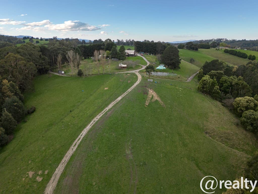 70 Clarke and Barr Road, Jindivick, VIC, 3818, Jindivick - Thumbnail 2