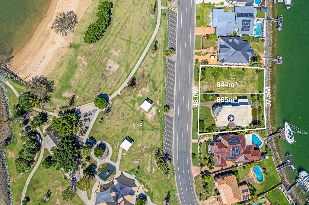 77-79 Masthead Drive, RABY BAY, QLD, 4163, Cleveland - Thumbnail 2