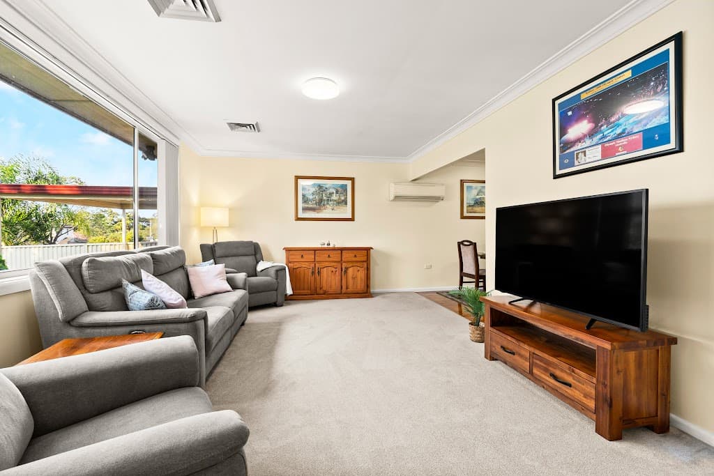 18 Pozieres Avenue, Milperra, NSW, 2214, Milperra - Thumbnail 2