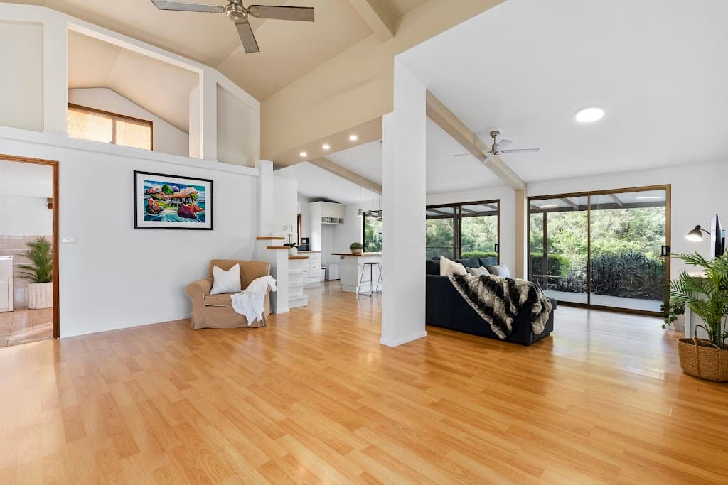 74 Sunvalley Court, Guanaba, QLD, 4210, Guanaba - Thumbnail 4