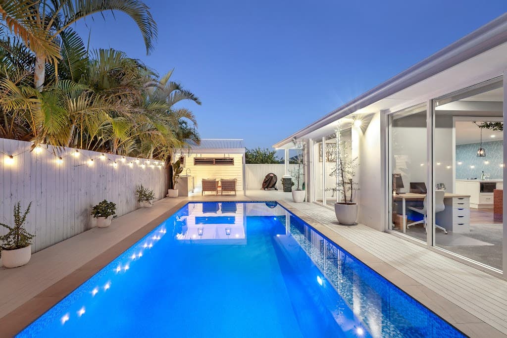 21 Swallow Avenue, Paradise Point, QLD, 4216, Paradise Point - Image 1