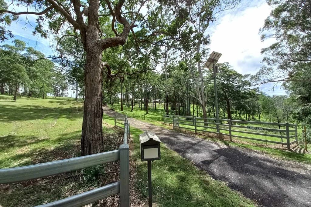 21 Merritt Road, Cabarlah, QLD, 4352, Cabarlah - Thumbnail 2