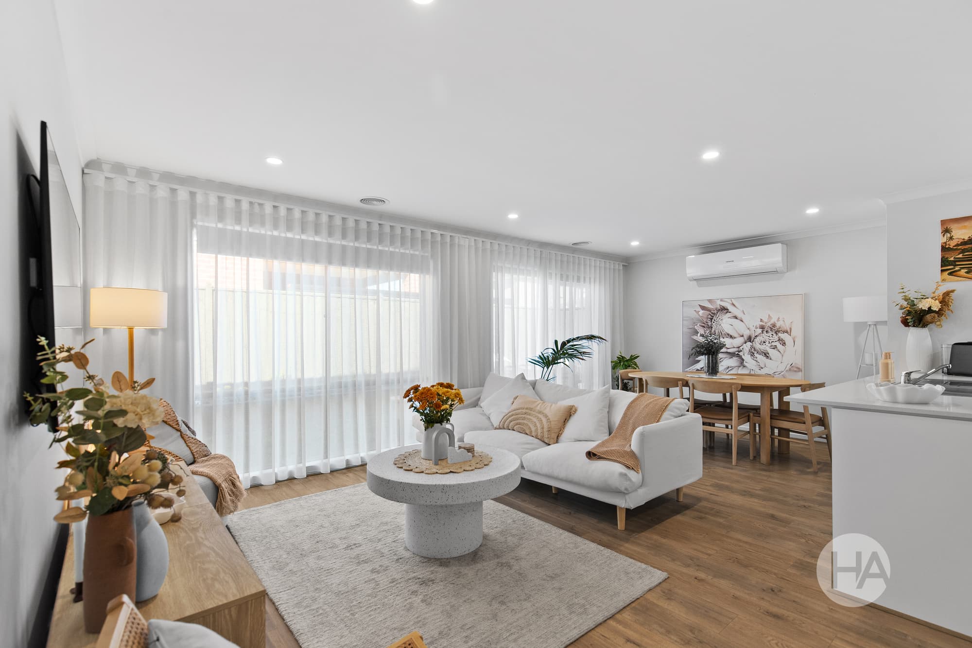 8 Coral Vine Road, JUNCTION VILLAGE, Junction Village - Thumbnail 2