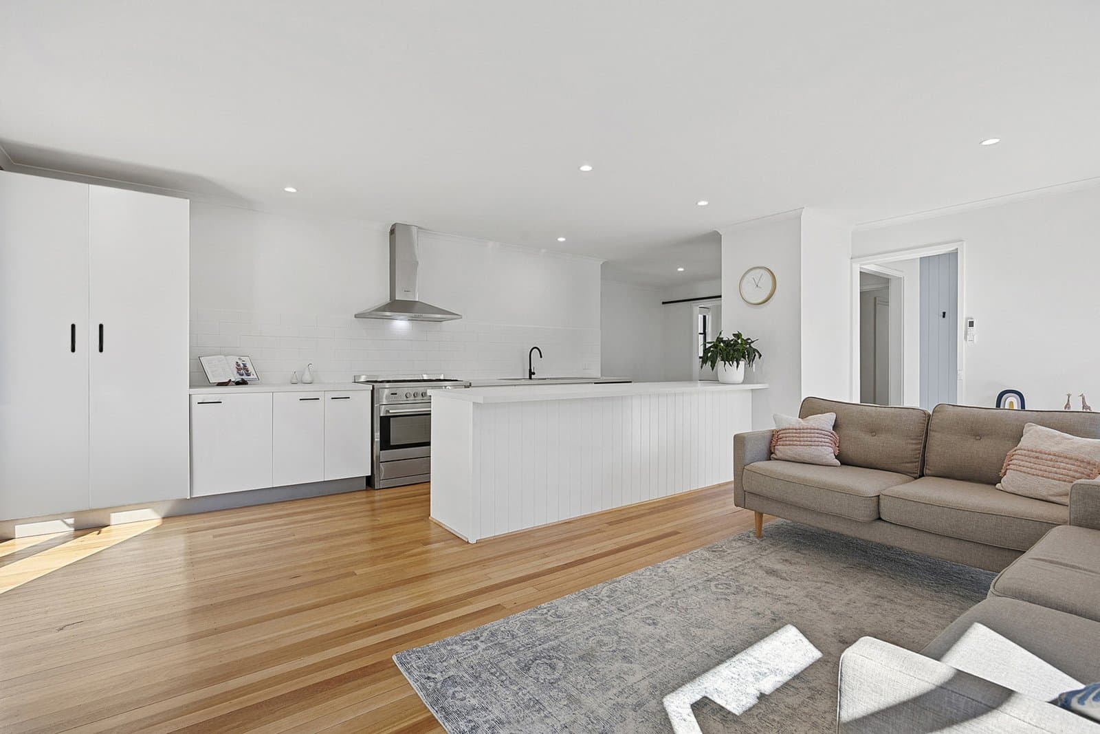 7 Bren Street, Kennington, Kennington - Thumbnail 4