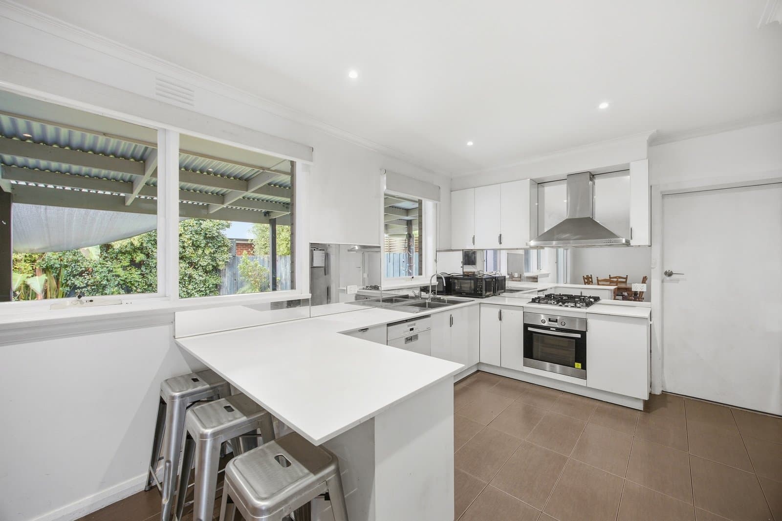 969 Centre Road, Bentleigh East, Bentleigh East - Thumbnail 3