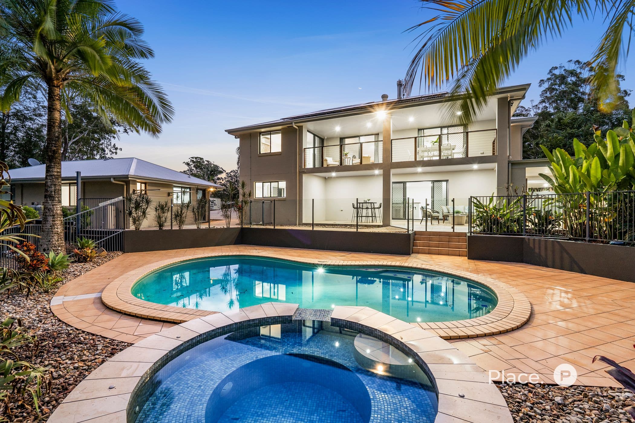5 Millstream Place, Glenview - Image 1