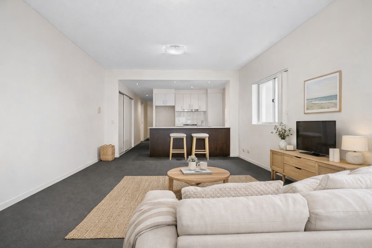 28 Ferry Road, West End - Thumbnail 4