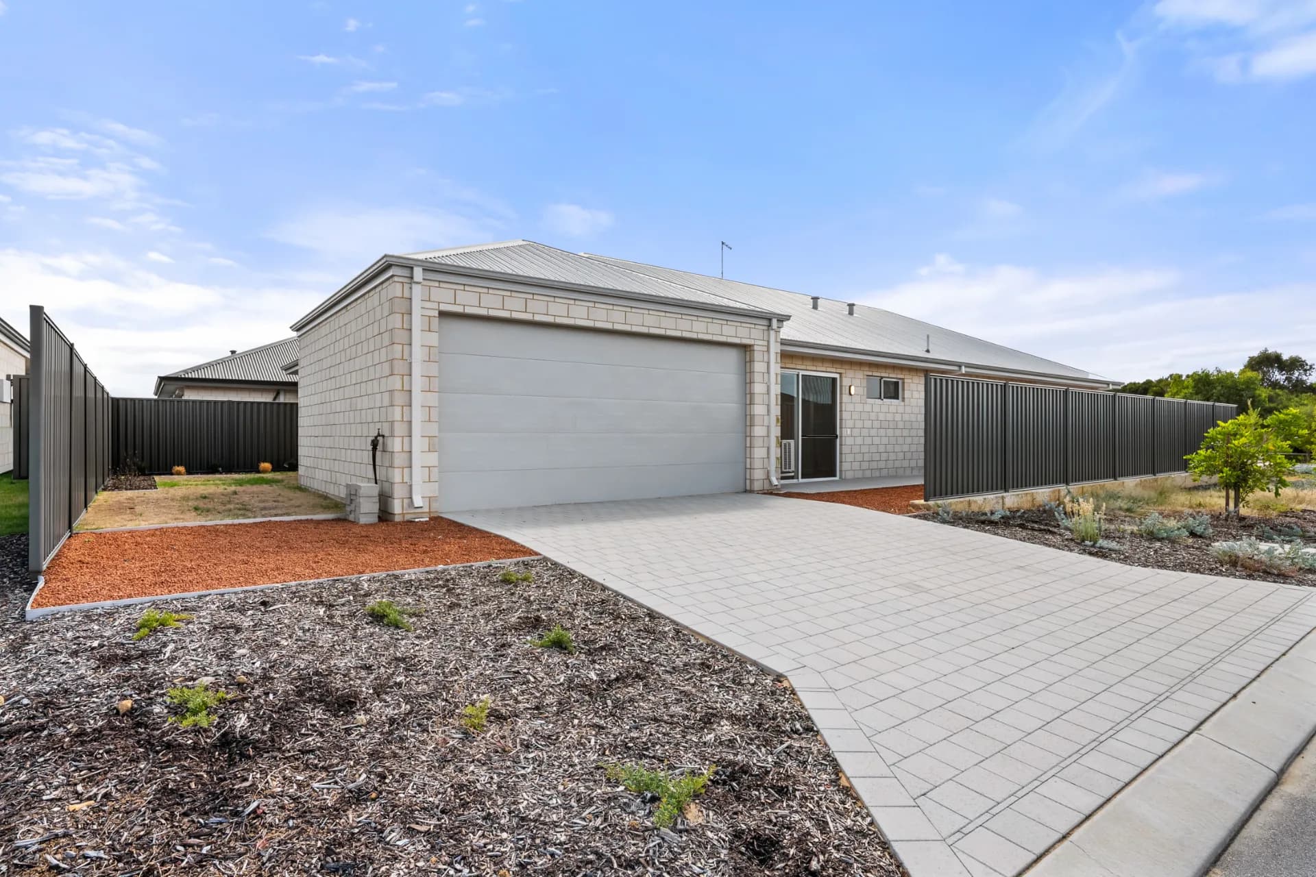 55 Framingham Crescent, Wellard, WA, Wellard - Thumbnail 2