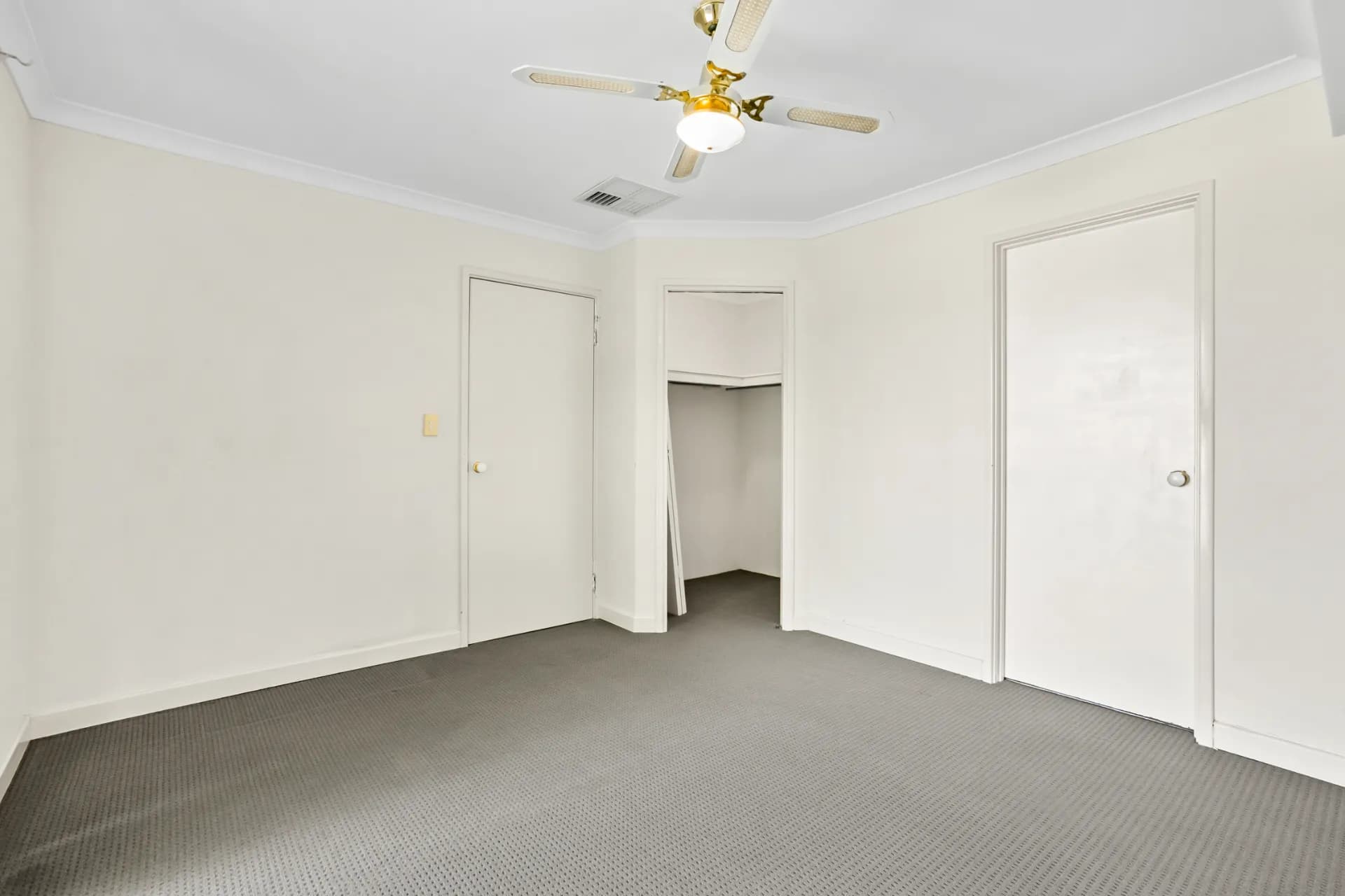 13 Amber Court, Warnbro, WA, Warnbro - Thumbnail 5