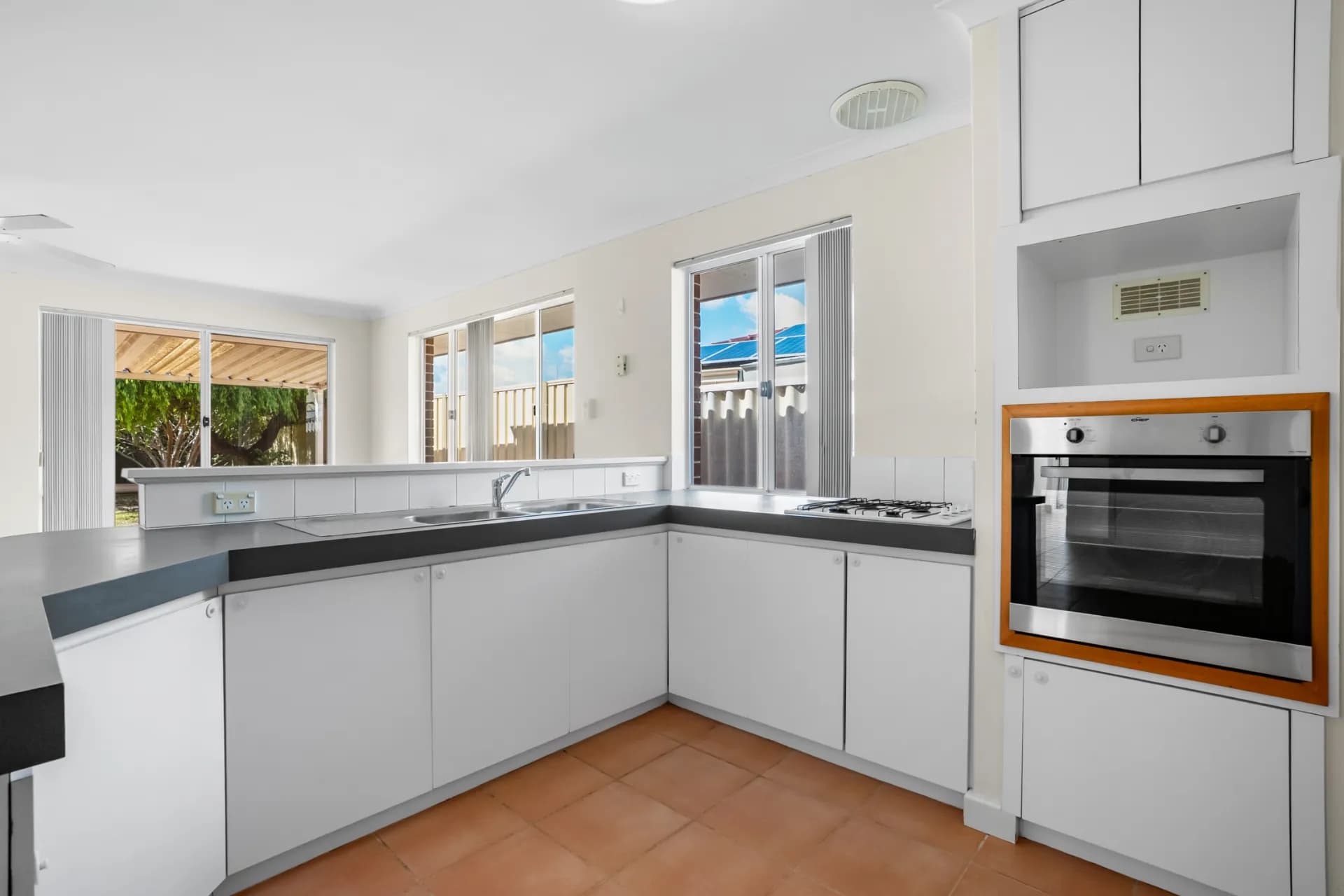 13 Amber Court, Warnbro, WA, Warnbro - Thumbnail 8