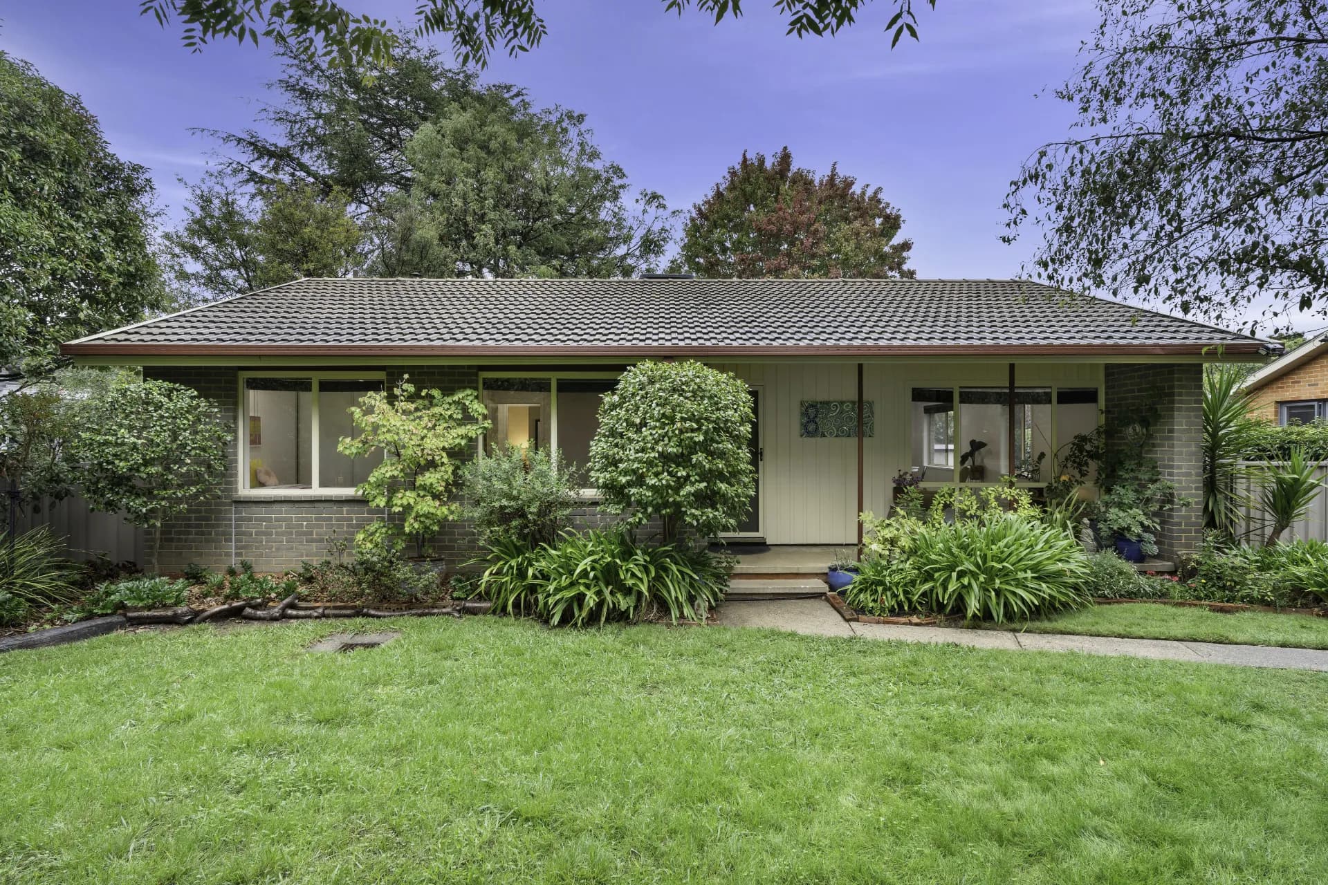 8 Harris Street, Hackett, ACT, Hackett - Thumbnail 2
