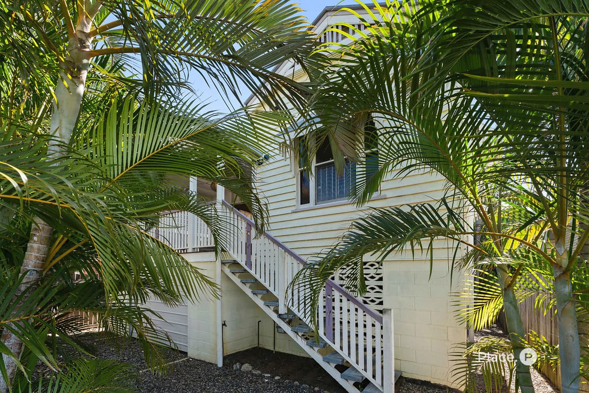 59 Berrima Street, Wynnum - Image 1