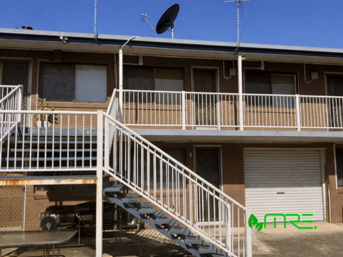 Units 1 & 6 / 10 East Gordon, Mackay QLD 4740, Mackay - Thumbnail 2
