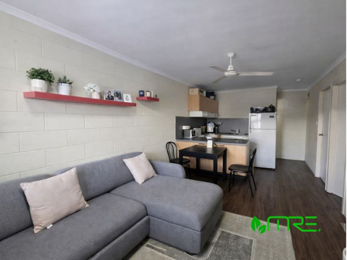 Units 1 & 6 / 10 East Gordon, Mackay QLD 4740, Mackay - Thumbnail 4