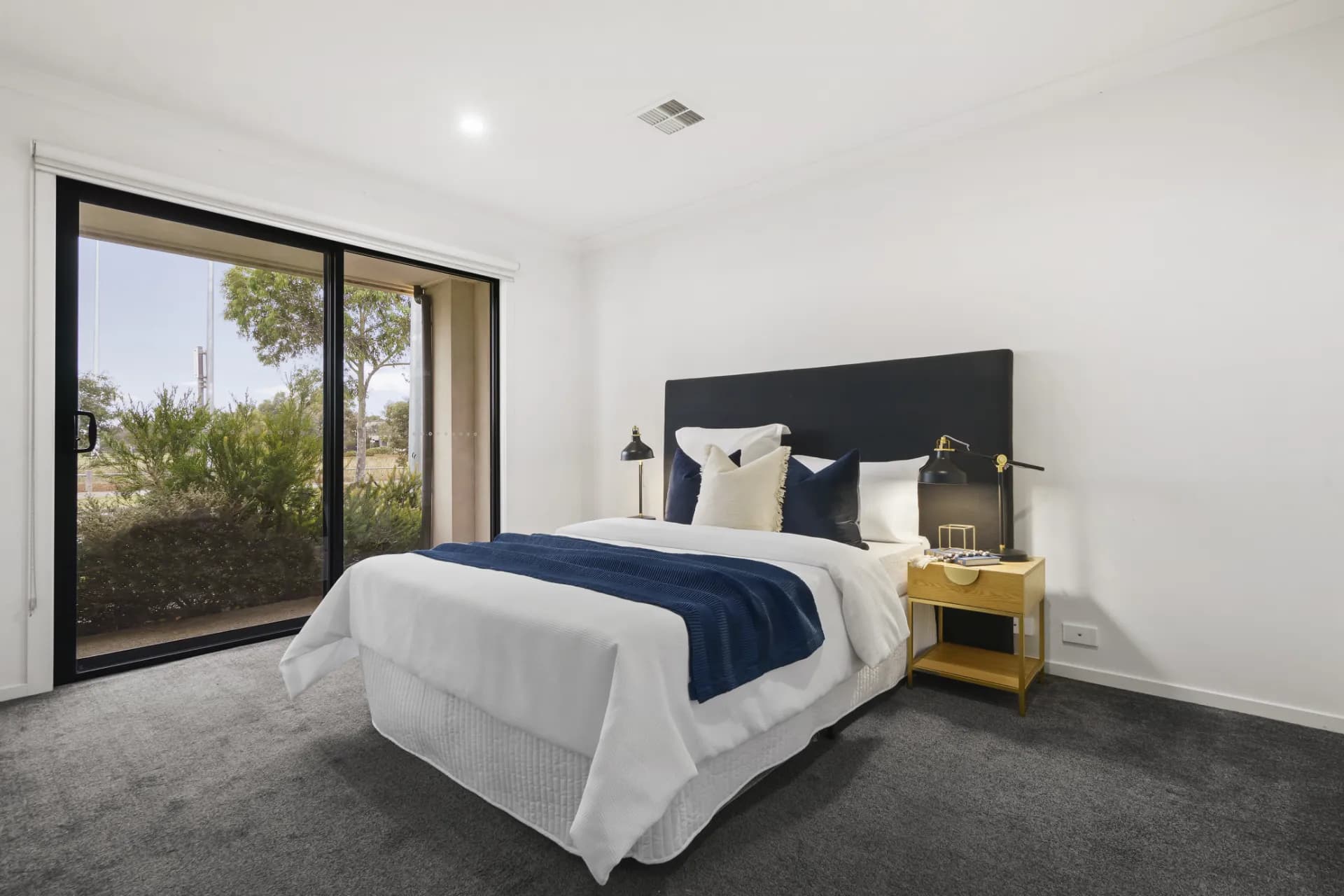 55 Williams Landing Boulevard, Williams Landing, VIC, Williams Landing - Thumbnail 2