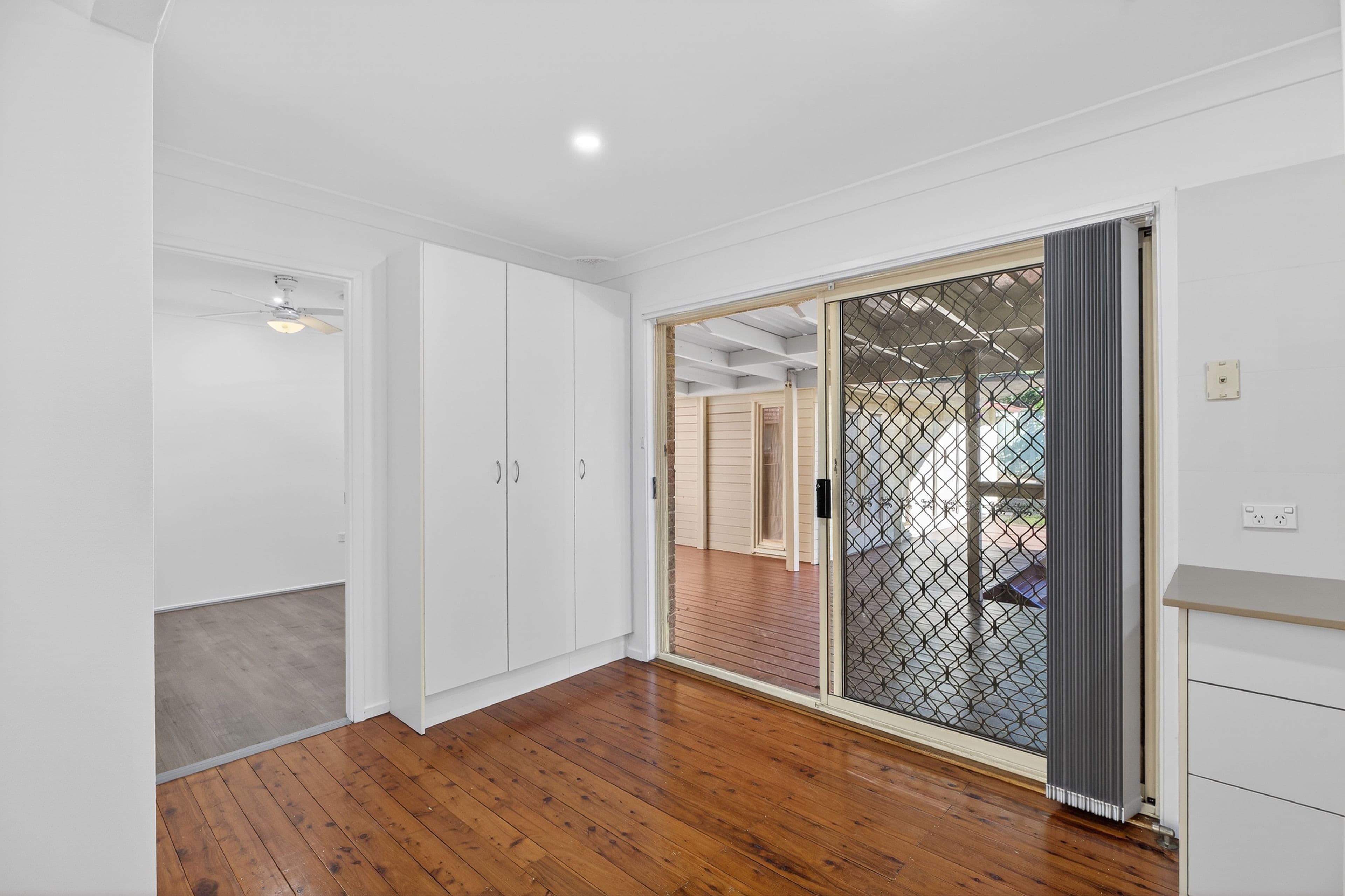 35 Hopping Road, Ingleburn NSW 2565, Ingleburn - Thumbnail 4