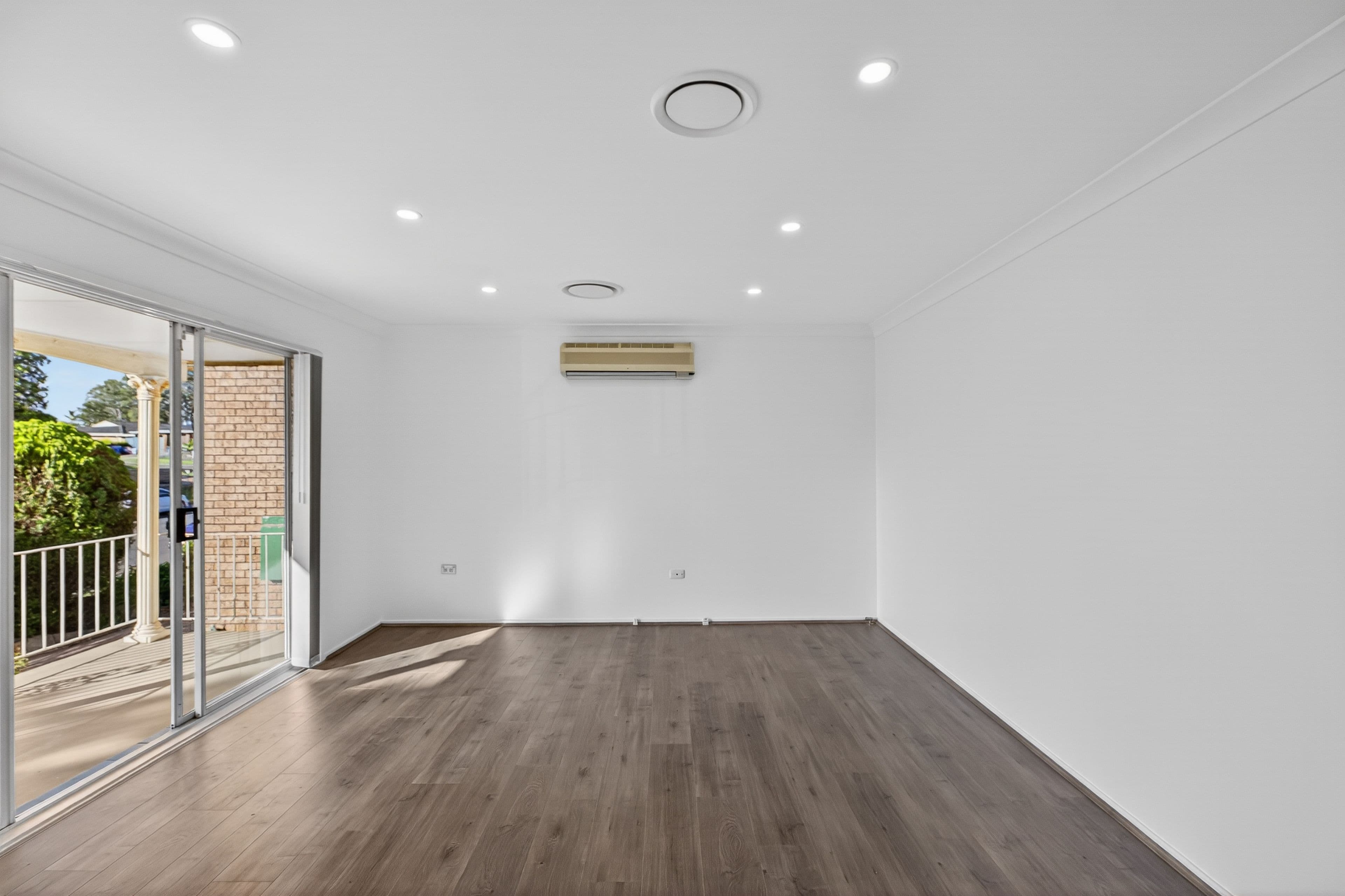 35 Hopping Road, Ingleburn NSW 2565, Ingleburn - Thumbnail 8