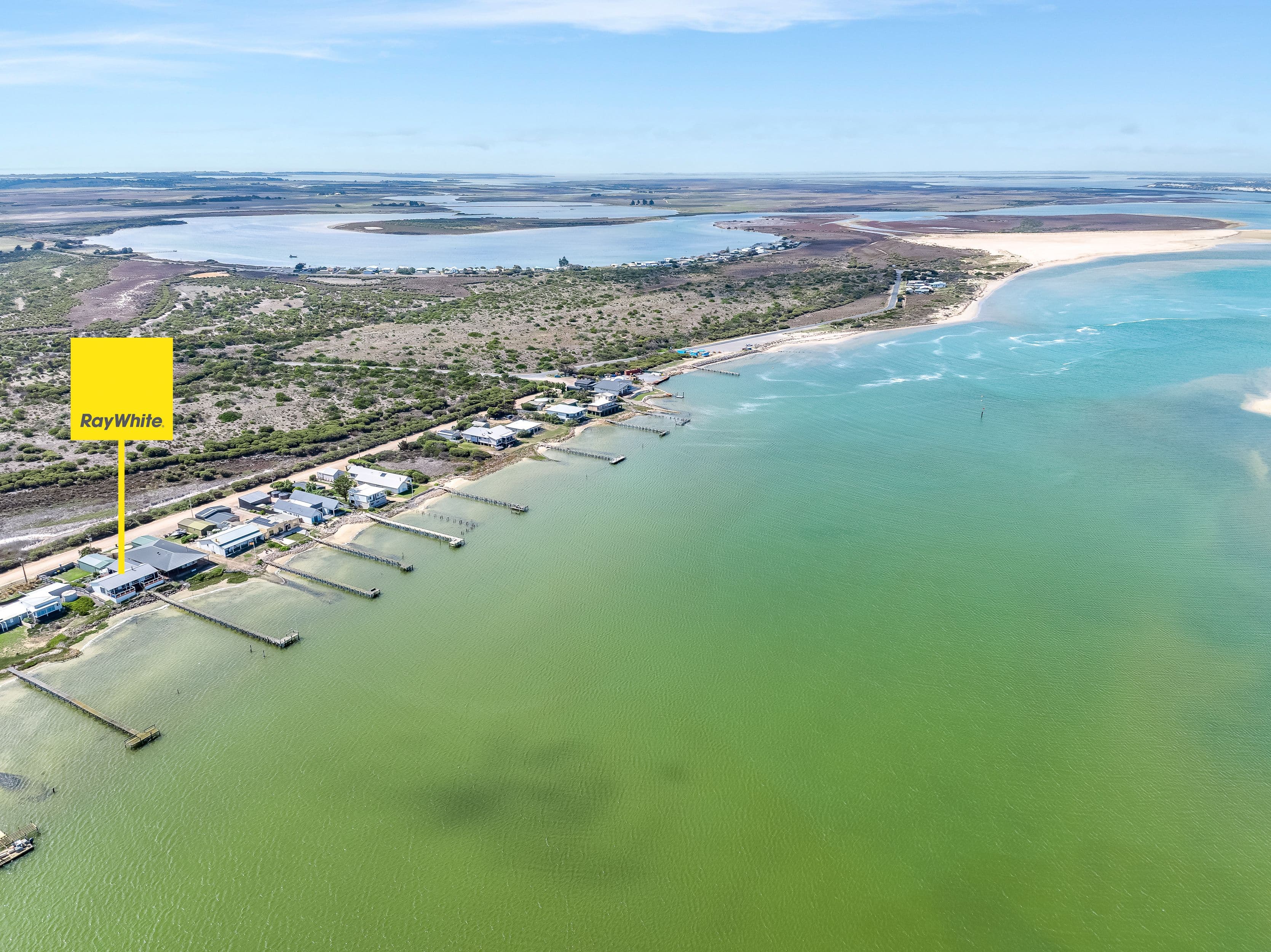 35 GOOLWA CHANNEL Drive, Hindmarsh Island SA 5214, Hindmarsh Island - Thumbnail 5
