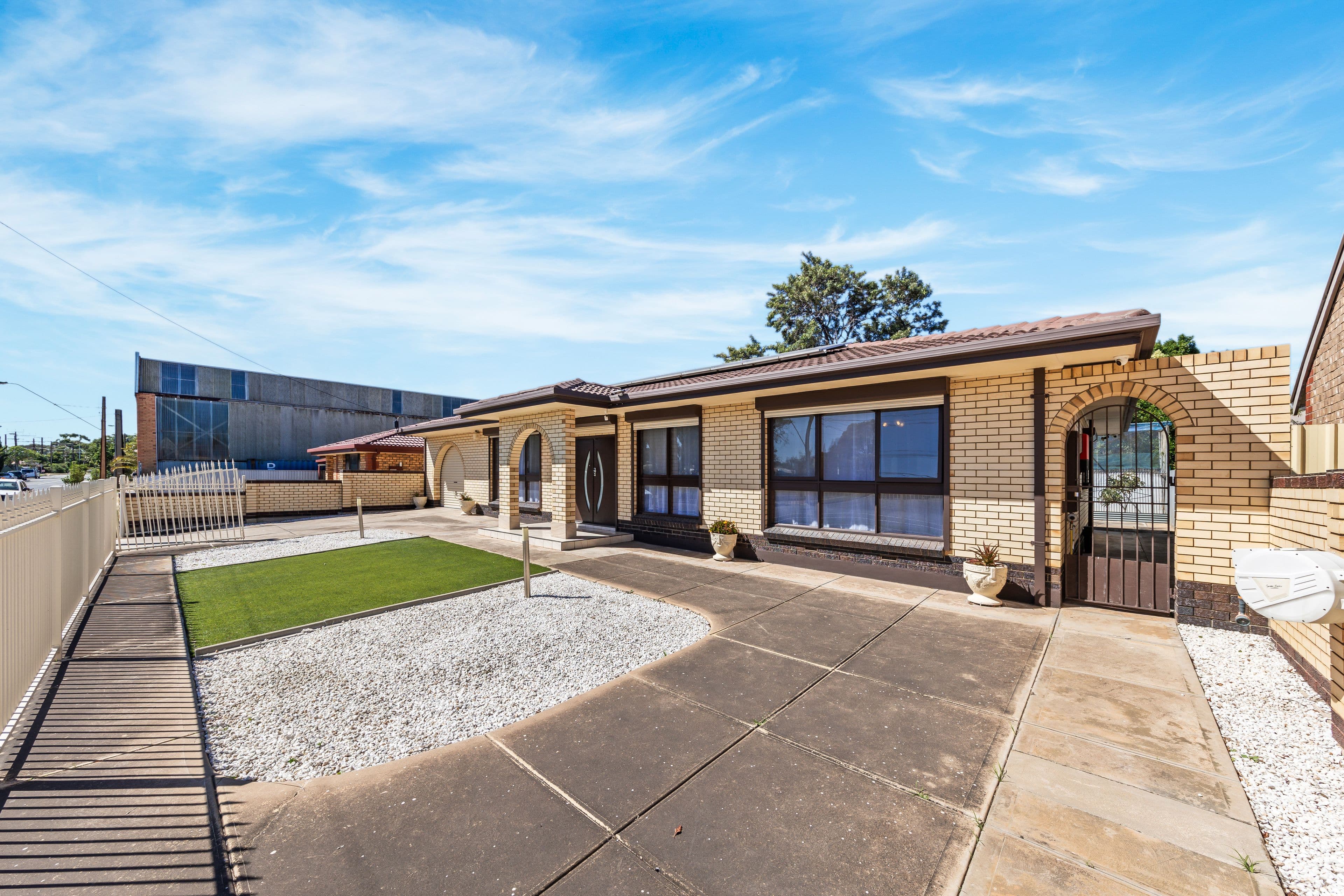 132 Carlisle Street, Glanville SA 5015, Glanville - Thumbnail 3
