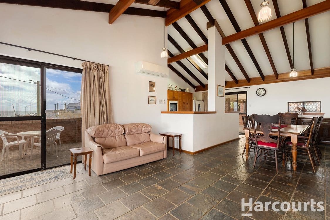 1 Mippi Road, HALLS HEAD, WA 6210, Halls Head - Thumbnail 8