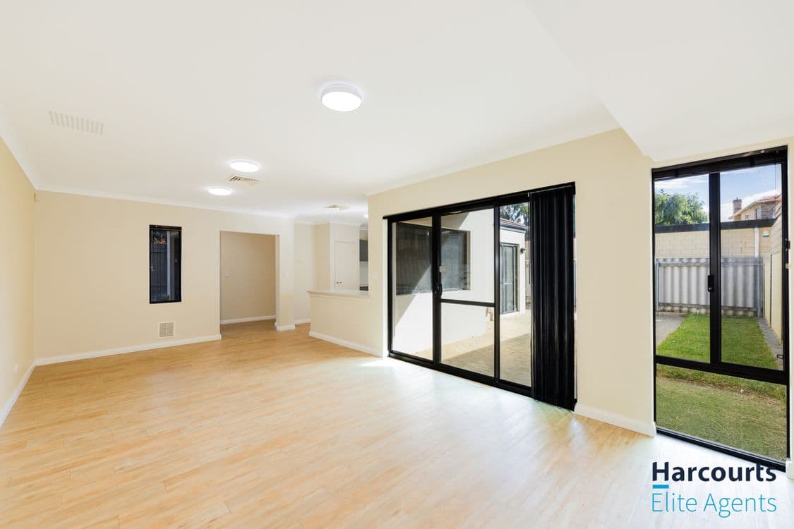 12D Fraser Street, ROCKINGHAM, WA 6168, Rockingham - Thumbnail 3