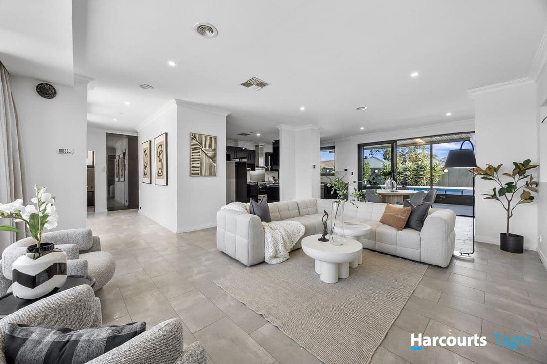 30 Ridgway Drive, FLAGSTAFF HILL, SA 5159, Flagstaff Hill - Thumbnail 3