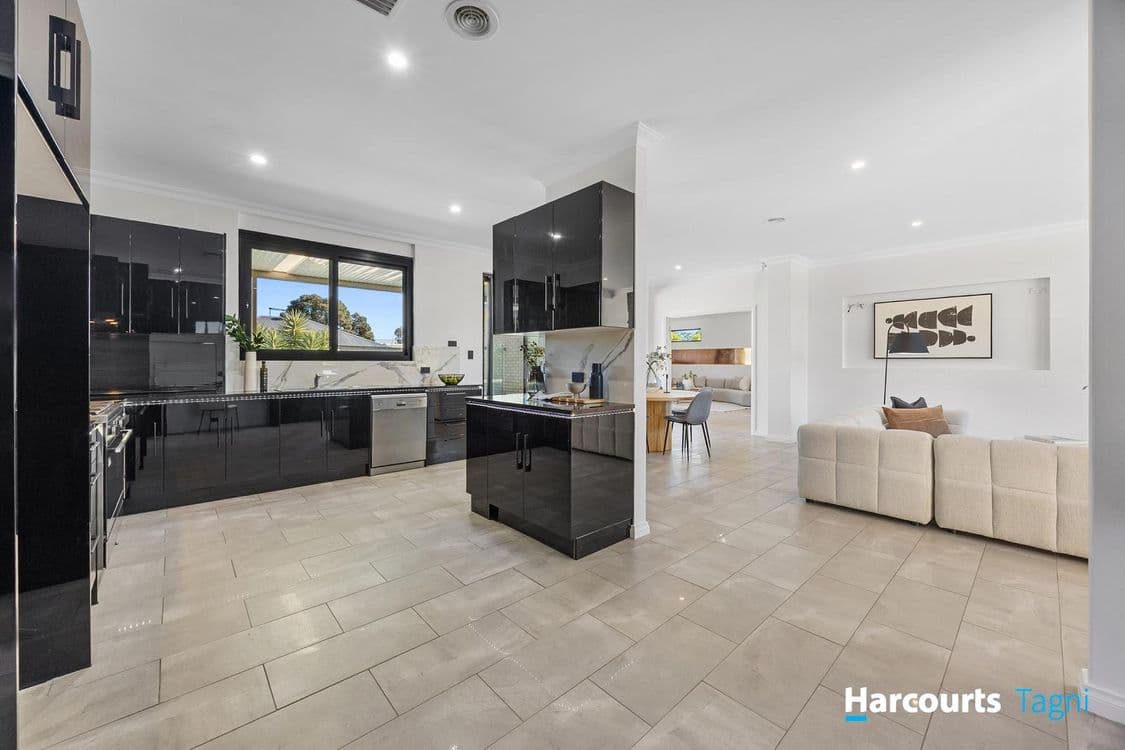 30 Ridgway Drive, FLAGSTAFF HILL, SA 5159, Flagstaff Hill - Thumbnail 7