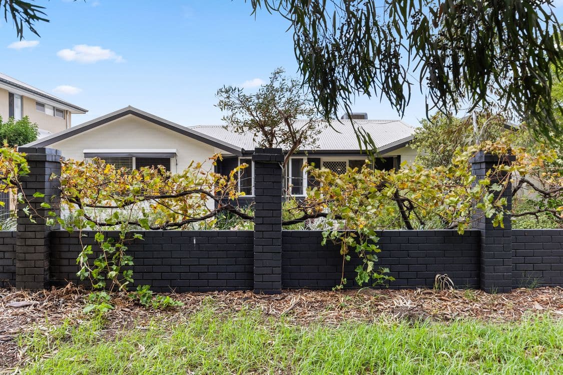 141 Fern Road, WILSON, WA 6107, Wilson - Thumbnail 6