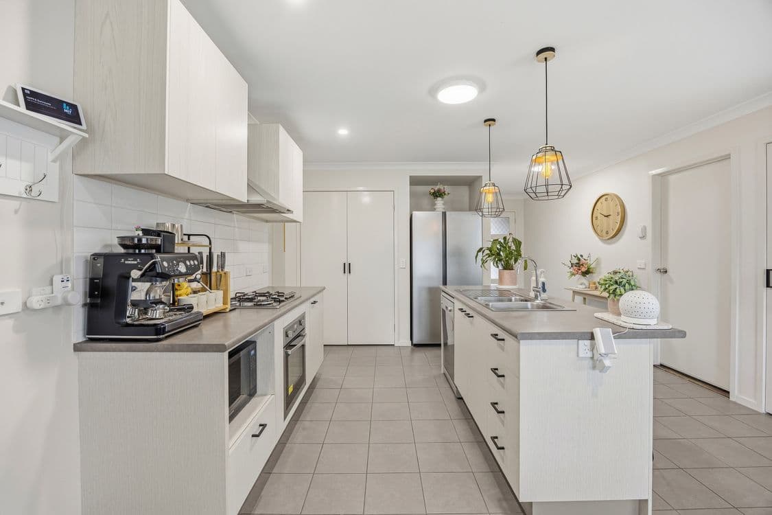 4 Evans Park Drive, ARARAT, VIC 3377, Ararat - Thumbnail 4