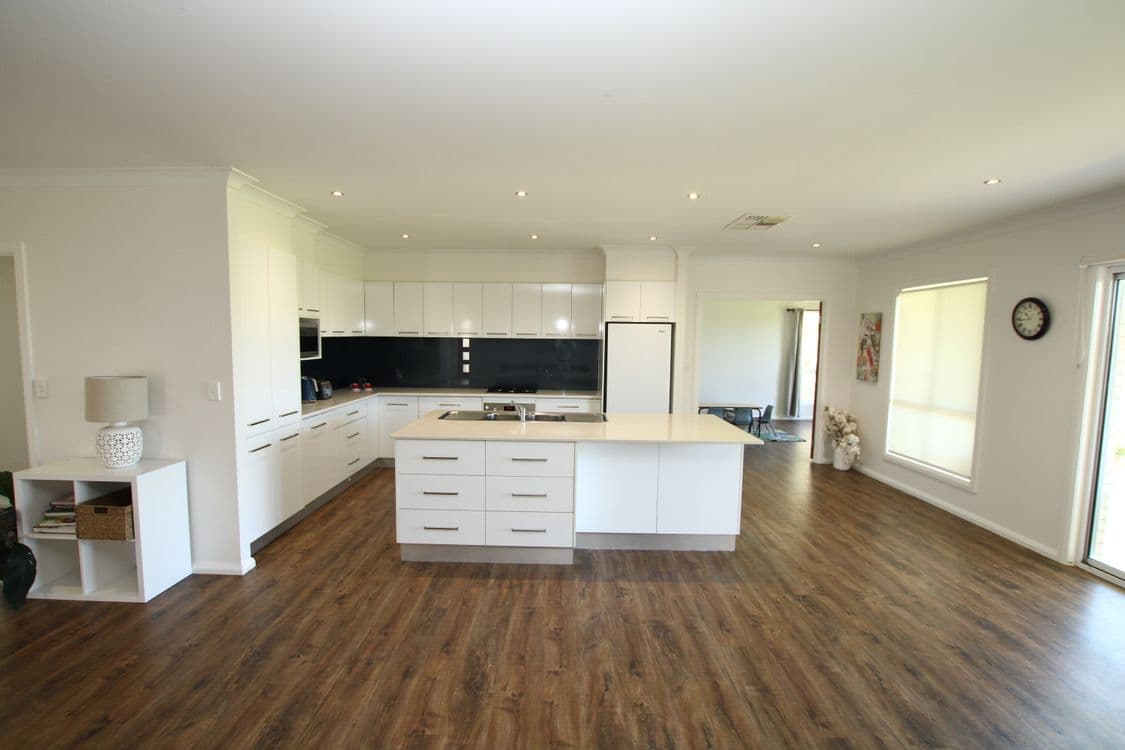18 Riverside Drive, NARRABRI, NSW 2390, Narrabri - Thumbnail 8
