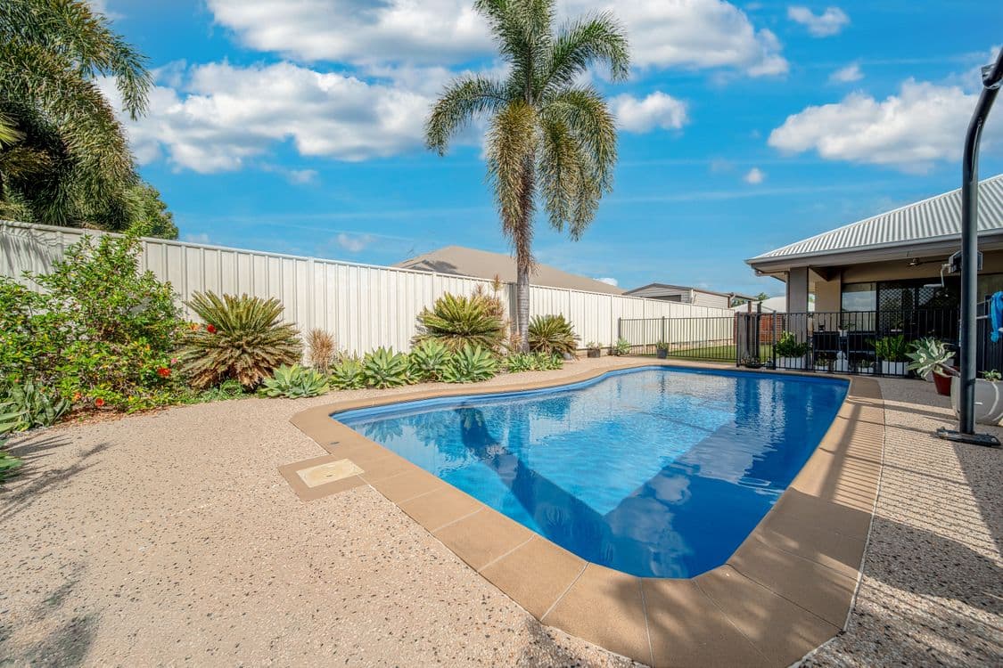 11 Coldstream Street, EMERALD QLD 4720, Emerald - Thumbnail 4
