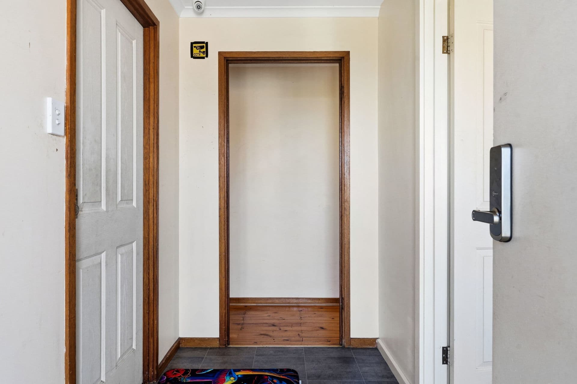 11 Arnhem Crescent, Hackham West - Thumbnail 7
