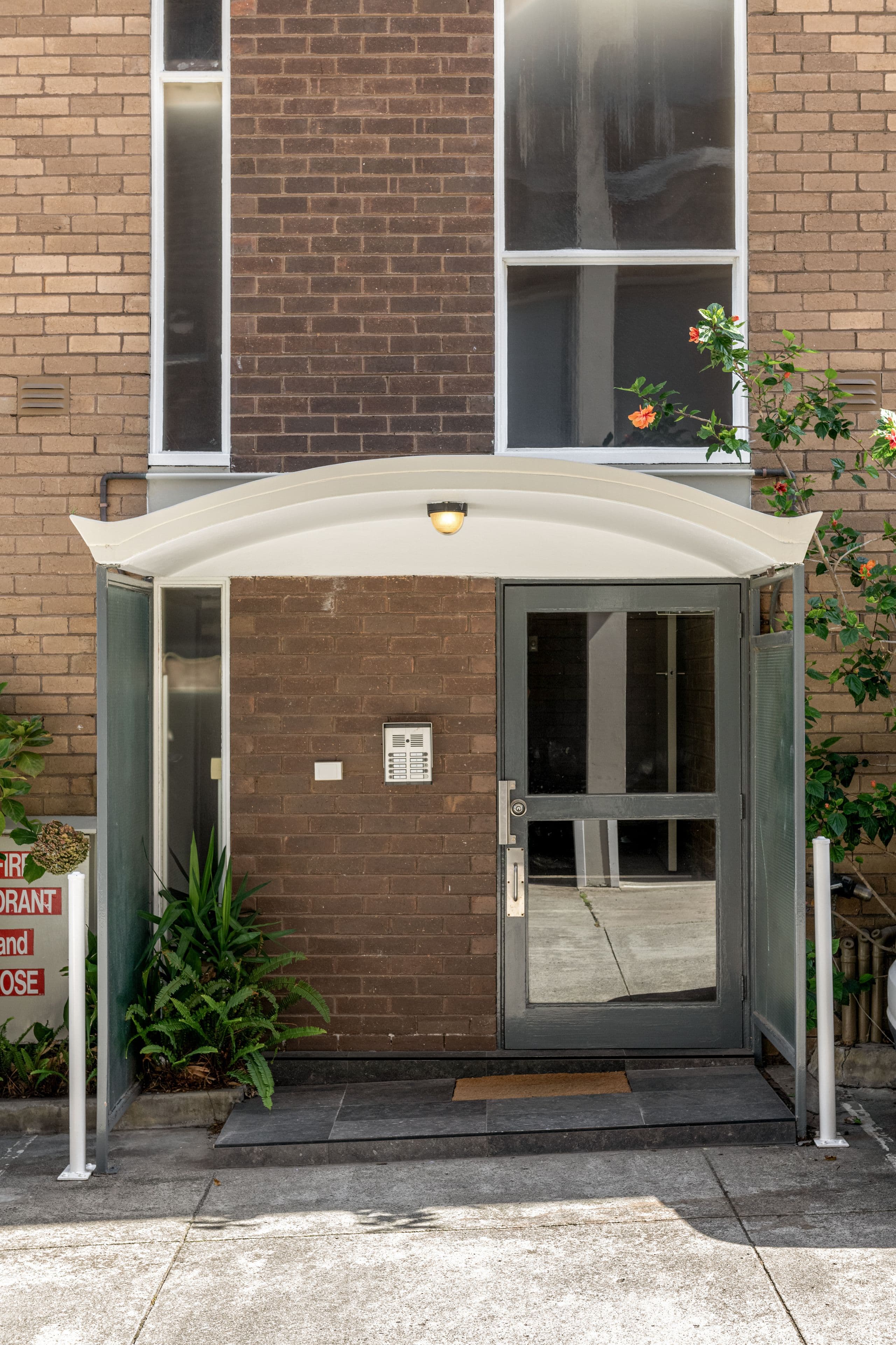 1/158 Toorak Road West, South Yarra VIC 3141, South Yarra - Thumbnail 2