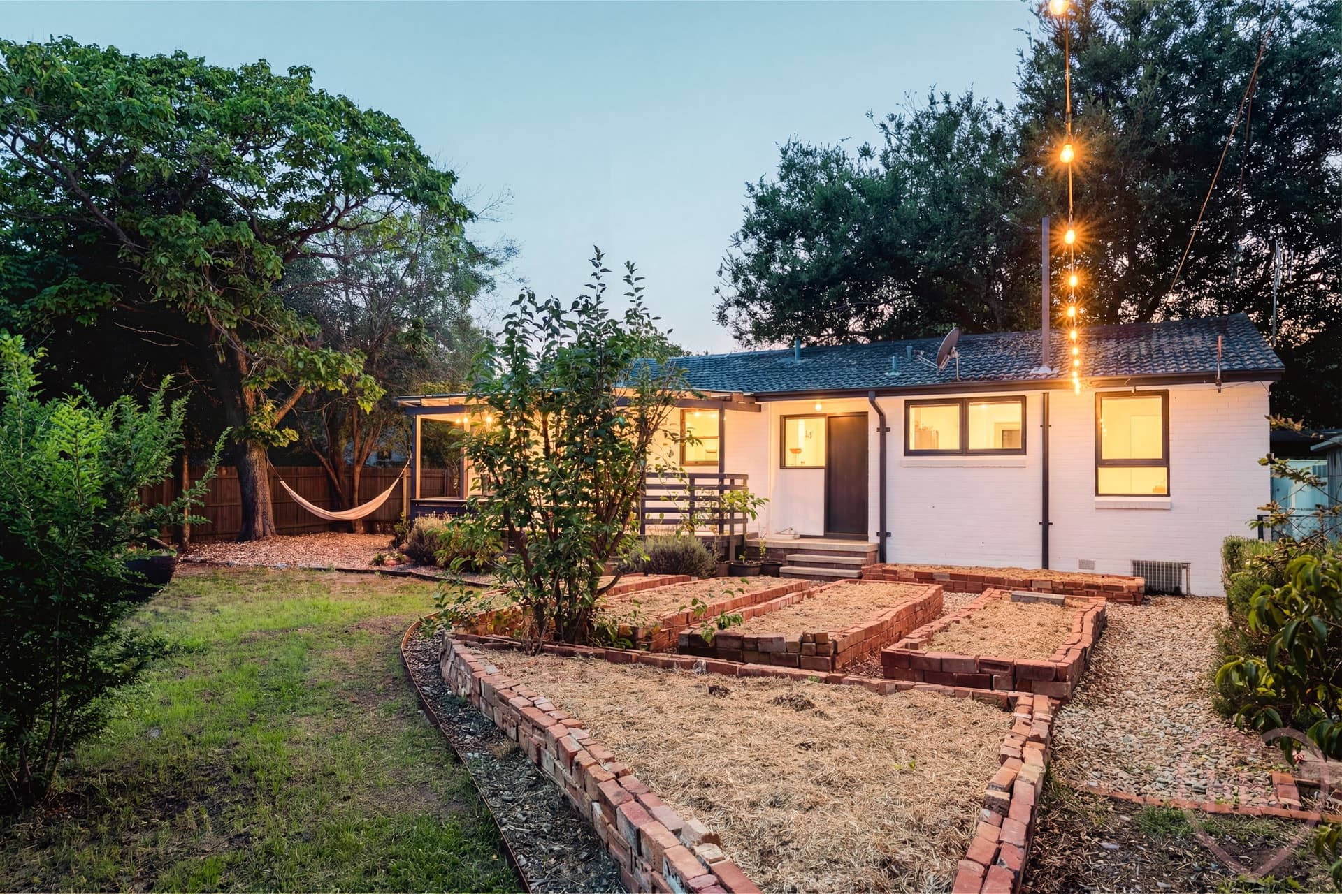 9 Hanson Place, Watson - Image 1